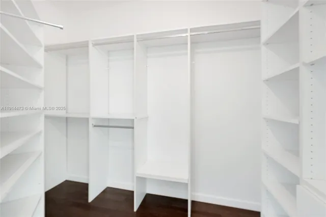 $11,500 | 300 South Pointe Drive, Unit 405, Miami Beach, FL 33139