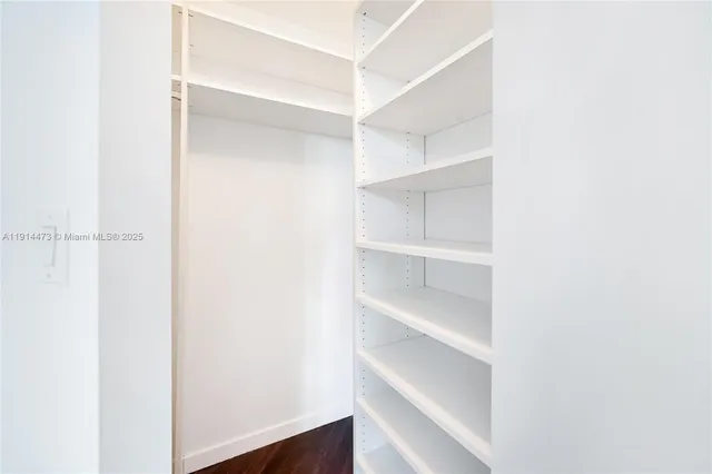 $11,500 | 300 South Pointe Drive, Unit 405, Miami Beach, FL 33139