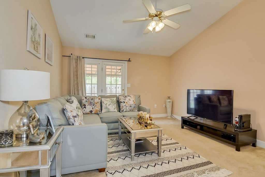 232 Caldwell Circle Augusta, GA 30909 - Photo 5 of 20