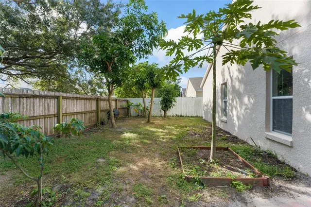 $374,900 | 2374 Blue Sapphire Circle, Orlando, FL 32837