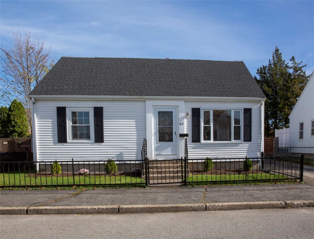 45 Cedarbrook Road Pawtucket, RI 02861 - Photo 2 of 19 Gallery Image 2