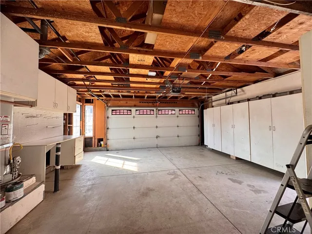 a view of a garage room