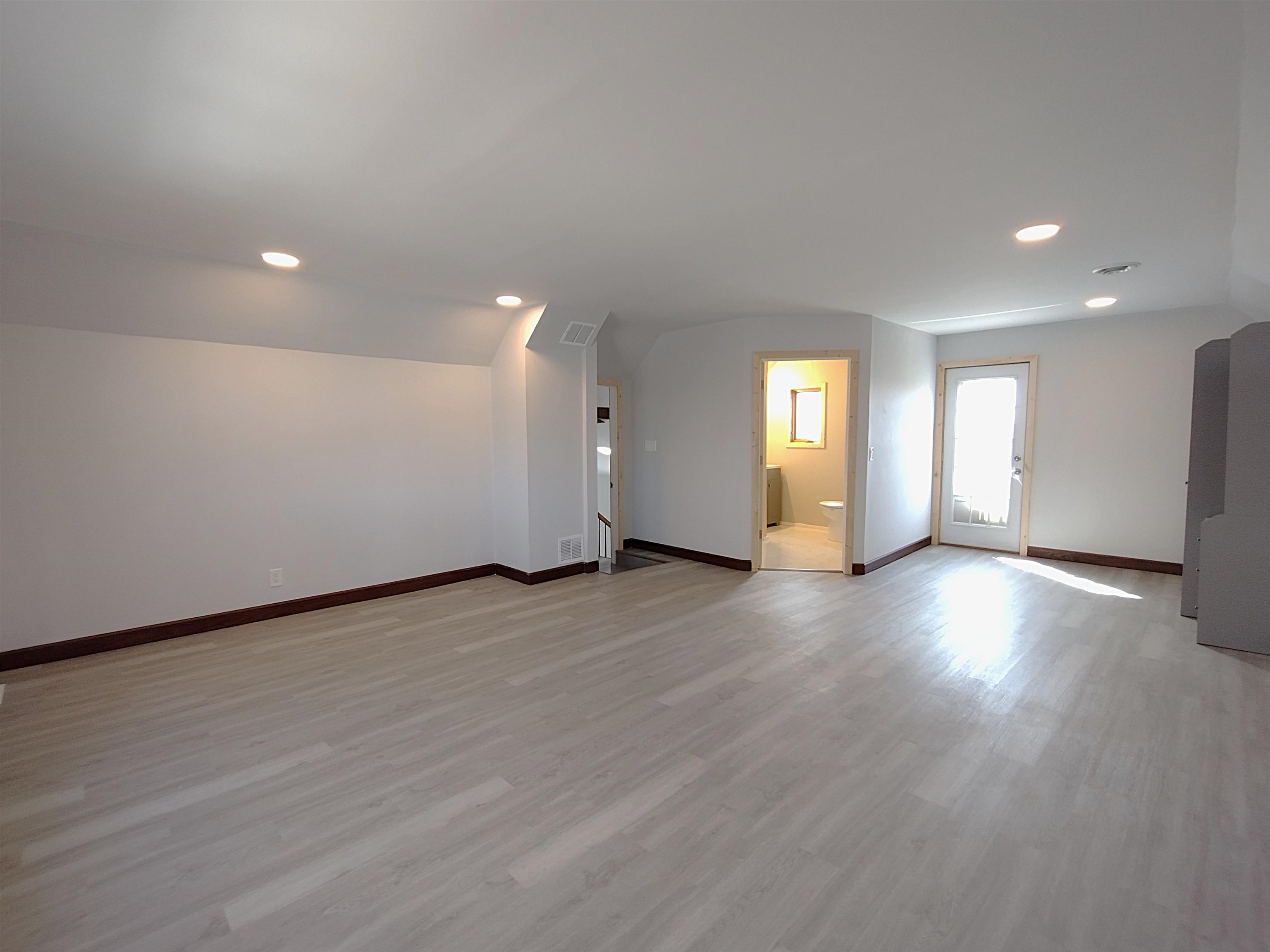 8806 Trask Bridge Road Rockford, IL 61101 - Photo 14 of 34