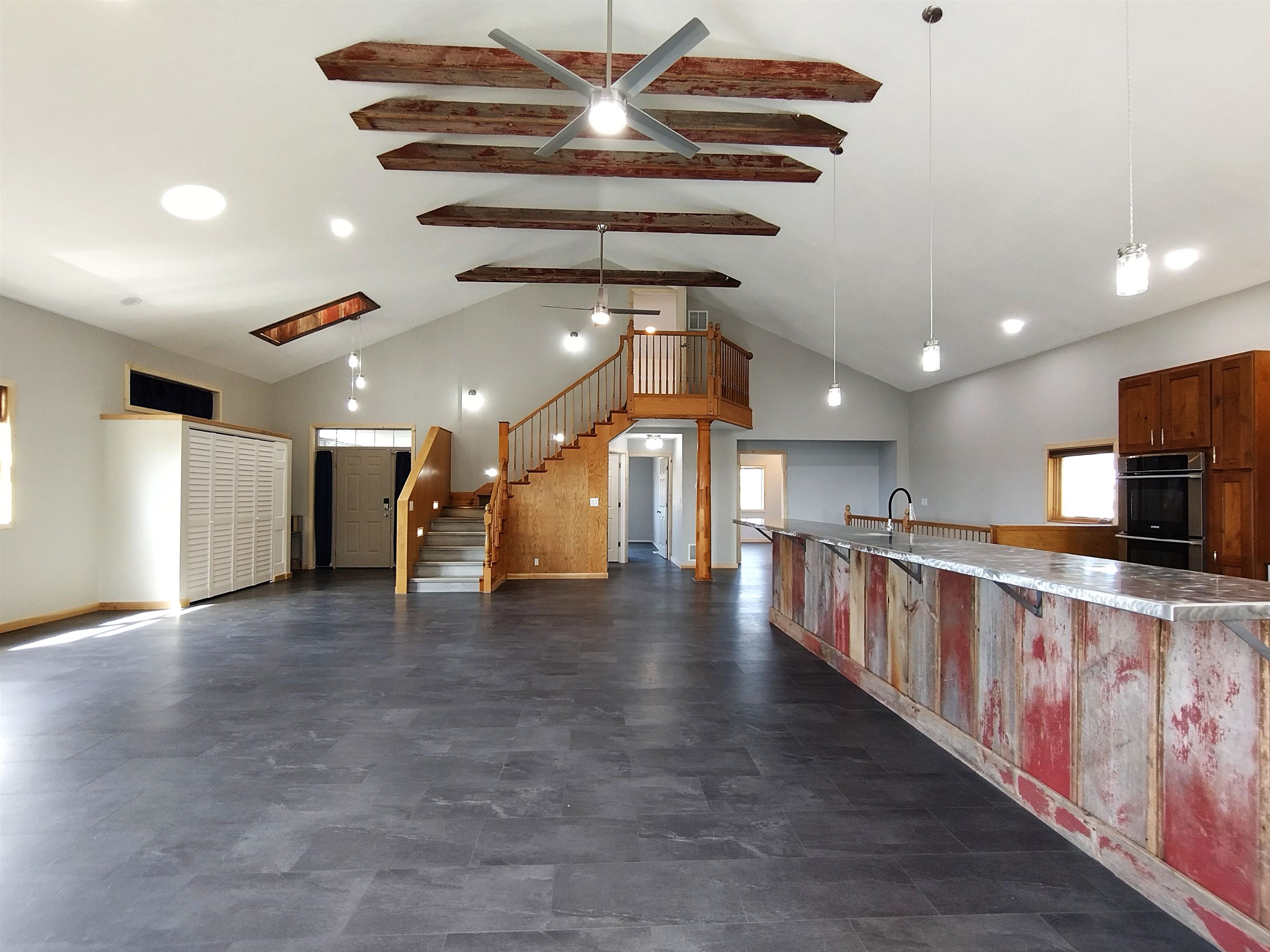 8806 Trask Bridge Road Rockford, IL 61101 - Photo 6 of 34