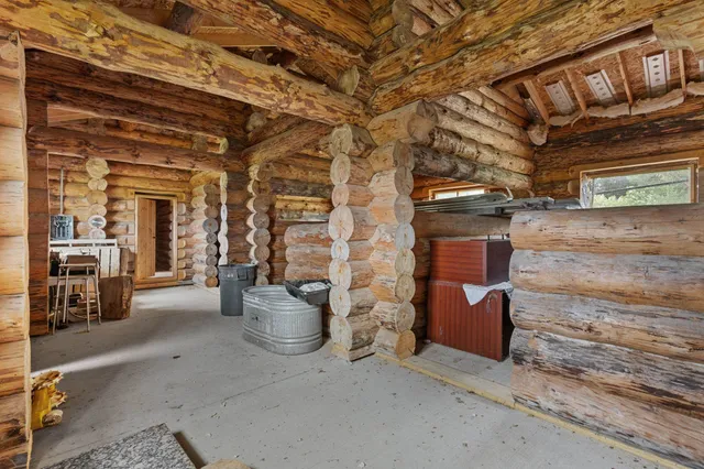 $1,600,000 | N3032 US Highway 41, Menominee, MI 49858