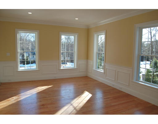 6 Hill Road Bedford, MA 01730 - Photo 3 of 24 Gallery Image 3