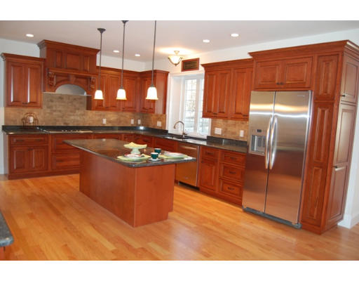 6 Hill Road Bedford, MA 01730 - Photo 8 of 24 Gallery Image 8