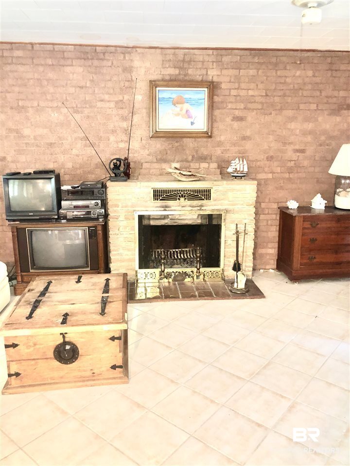 711 North Pine Street Foley, AL 36535 - Photo 6 of 15