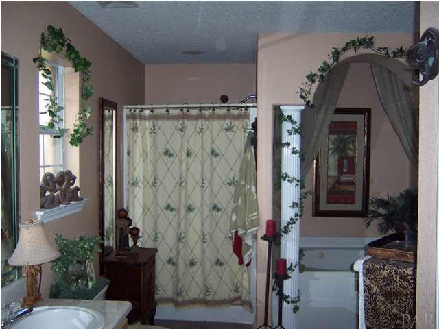 11731 Old Course Road Cantonment, FL 32533 - Photo 10 of 18 MASTER BATH ROOM