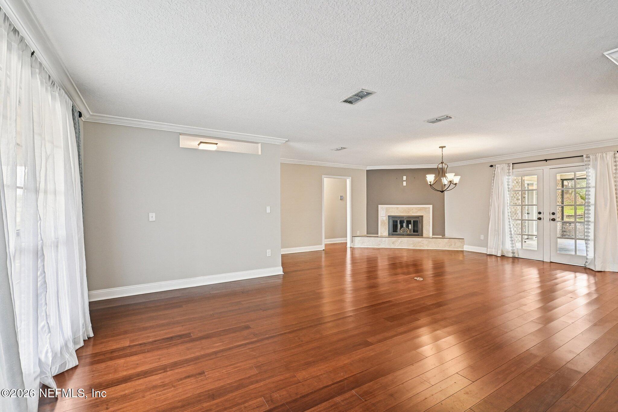2880 Circle Ridge Drive Orange Park, FL 32065 - Photo 17 of 59 Living Room