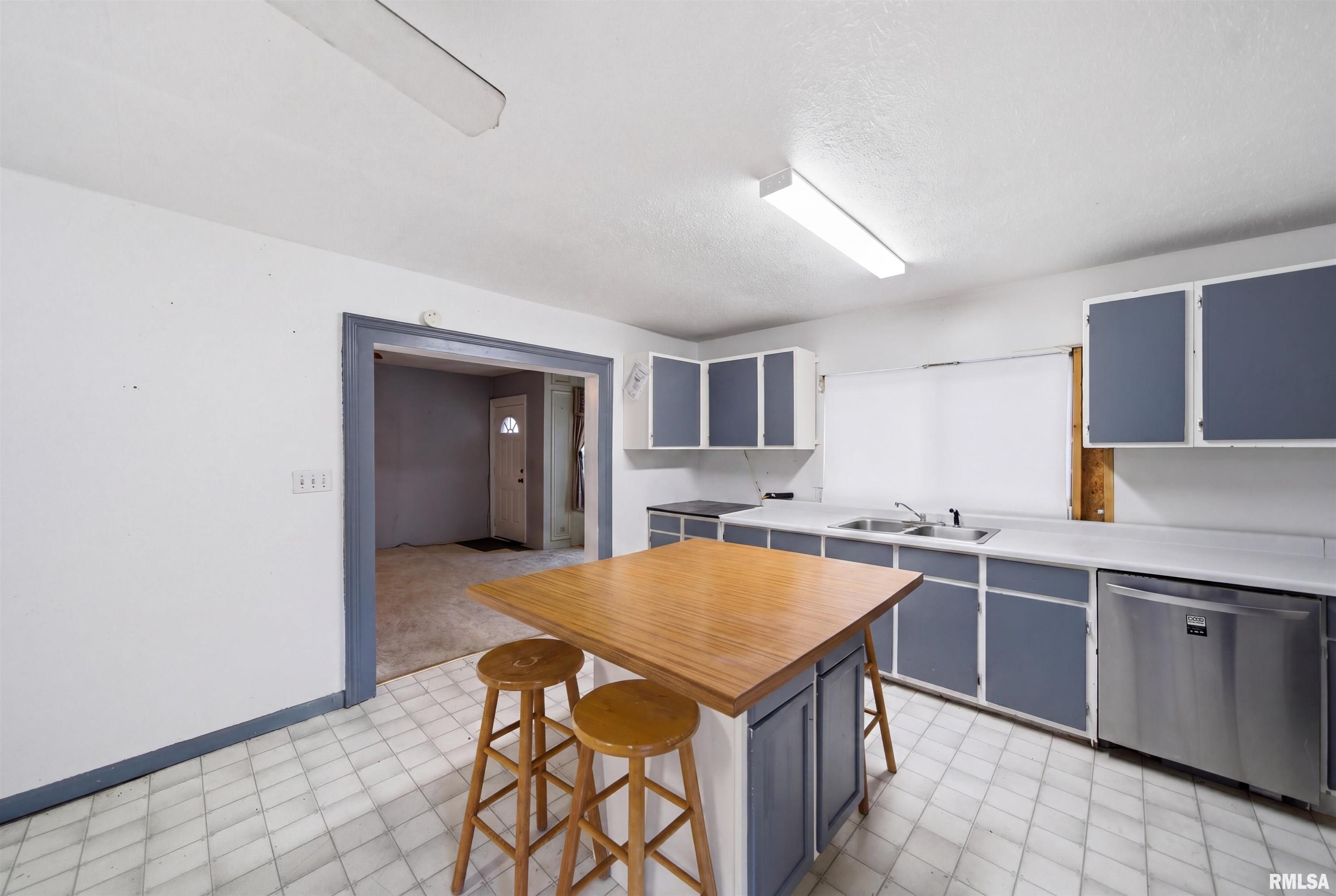 806 West 4th Street Delavan, IL 61734 - Photo 10 of 35