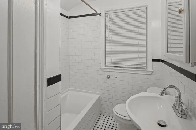 $2,350 | 1621 Thetford Road, Towson, MD 21286