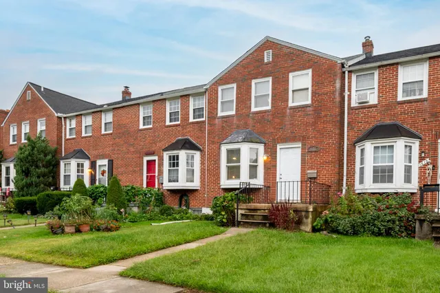 $2,350 | 1621 Thetford Road, Towson, MD 21286