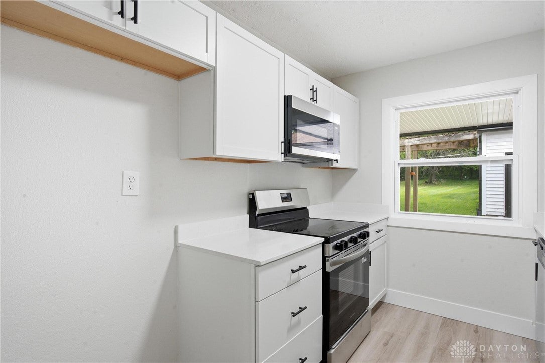 4089 Klepinger Road Dayton, OH 45416 - Photo 9 of 31 Gallery Image 9