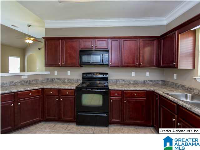 140 Highview Cove Pelham, AL 35124 - Photo 7 of 23