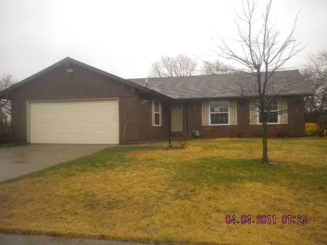 1101 Pilgrim Road Greenwood, IN 46142 - Photo 1 of 6 Gallery Image 1