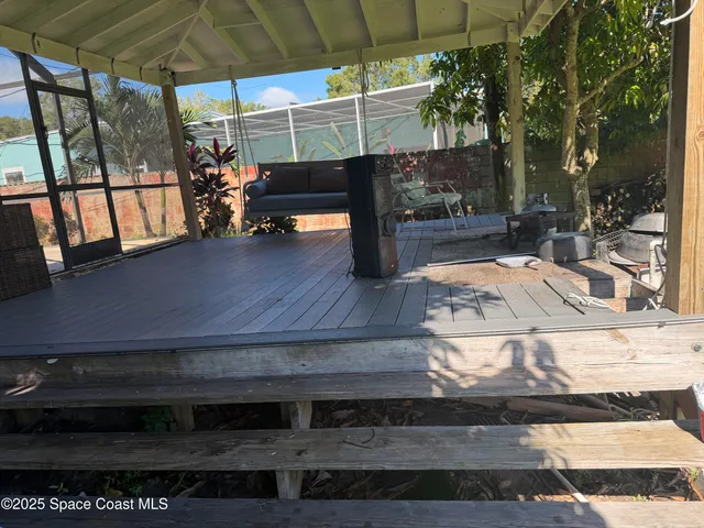 a view of outdoor space