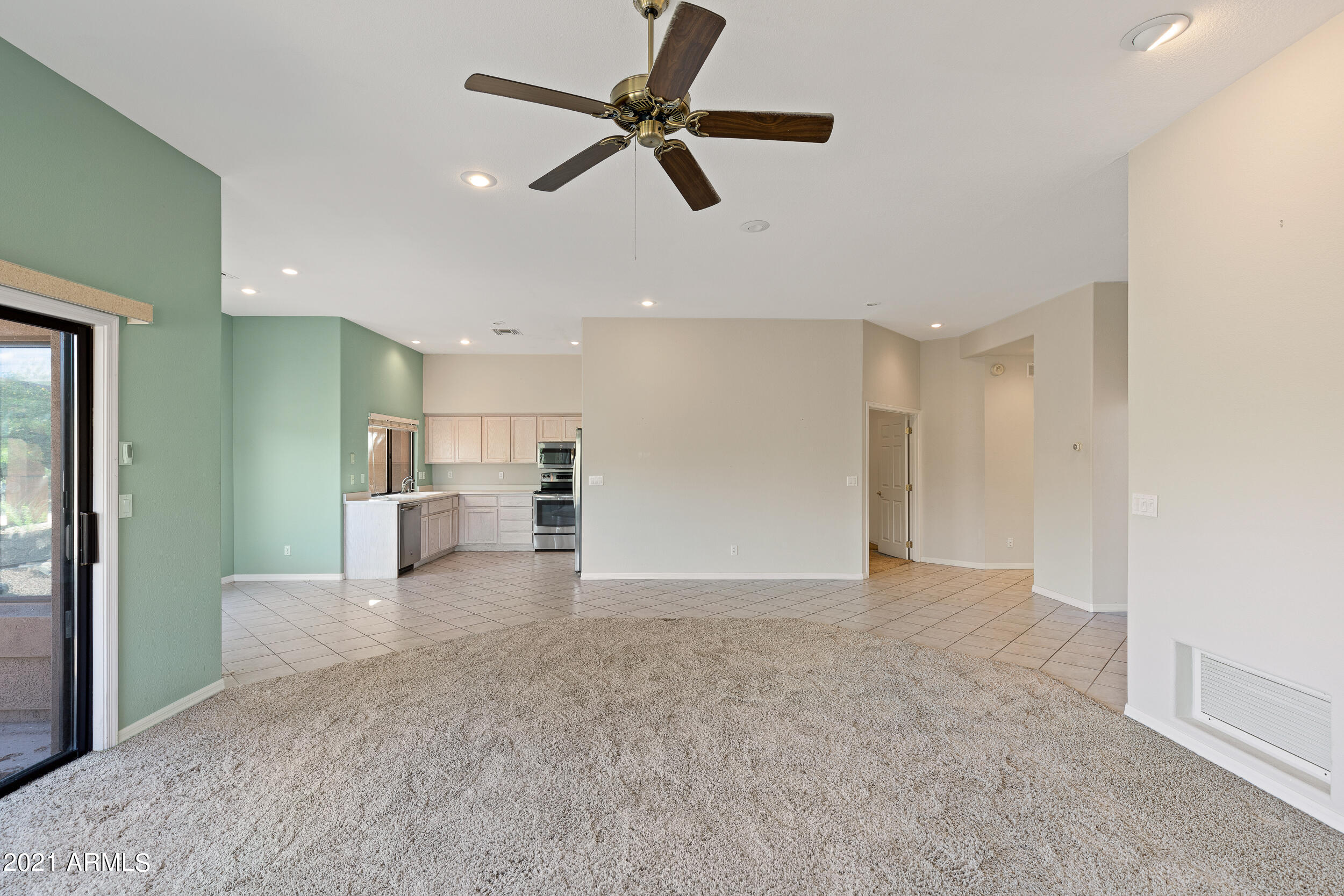 18617 Amarado Circle Rio Verde, AZ 85263 - Photo 6 of 26 Living looking to Kitchen