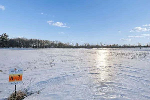 $84,000 | 39013 Everton Avenue, North Branch, MN 55056