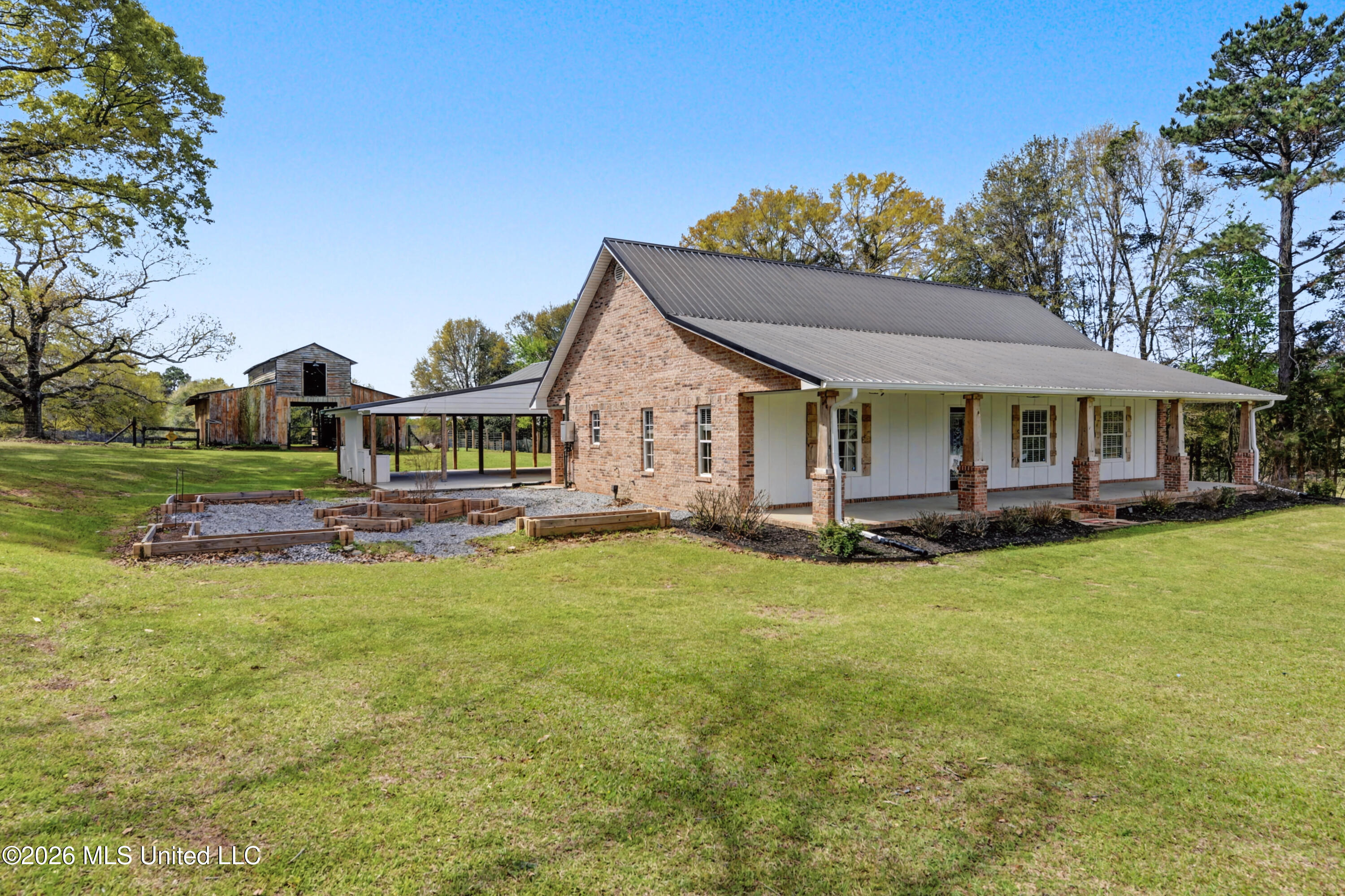 222 Gristmill Road Lucedale, MS 39452 - Photo 2 of 32 002