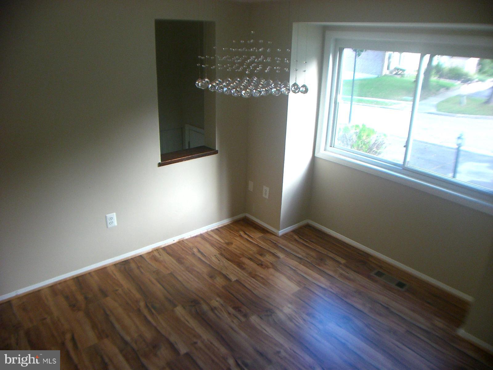 9324 Matador Road Columbia, MD 21045 - Photo 18 of 19 Dining Room
