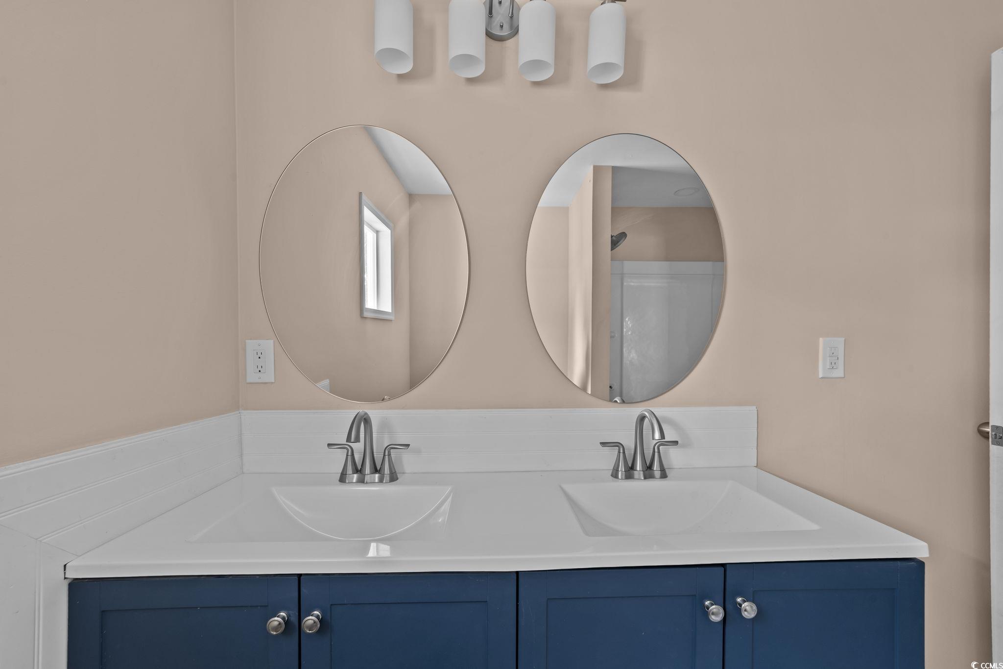 1821 Hawkins Street Georgetown, SC 29440 - Photo 27 of 40 Full bath with double vanity