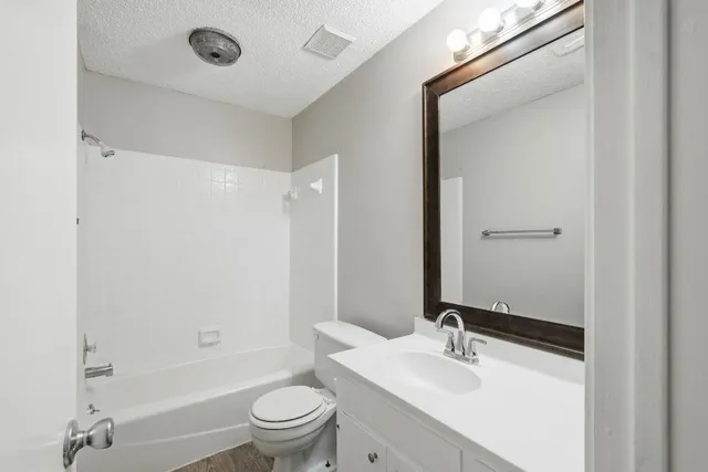 $1,350 | 409 Rawhide Loop, Round Rock, TX 78681