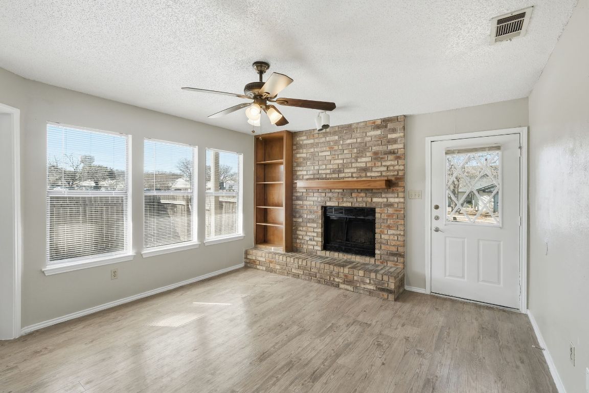 409 Rawhide Loop Round Rock, TX 78681 - Photo 4 of 22