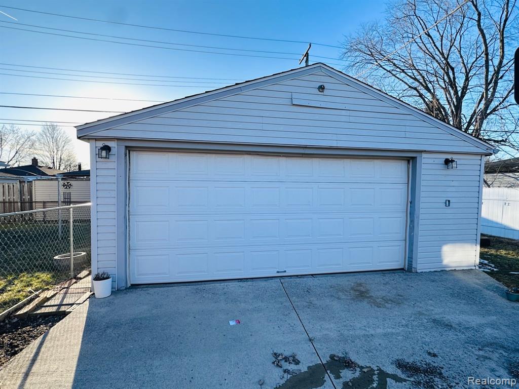 6784 Cooper Street Taylor, MI 48180 - Photo 6 of 17