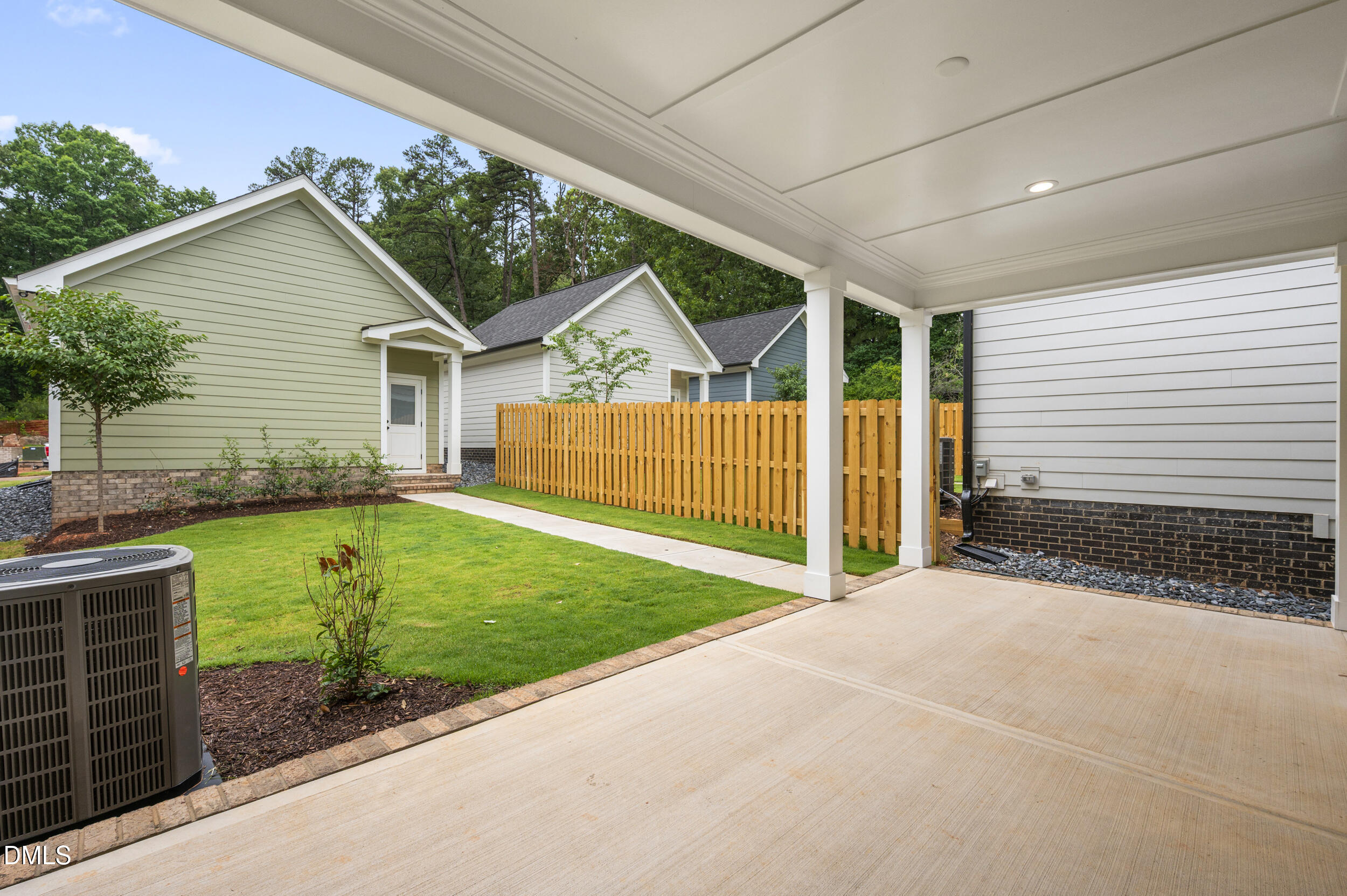 724 Powell Drive Raleigh, NC 27606 - Photo 31 of 35