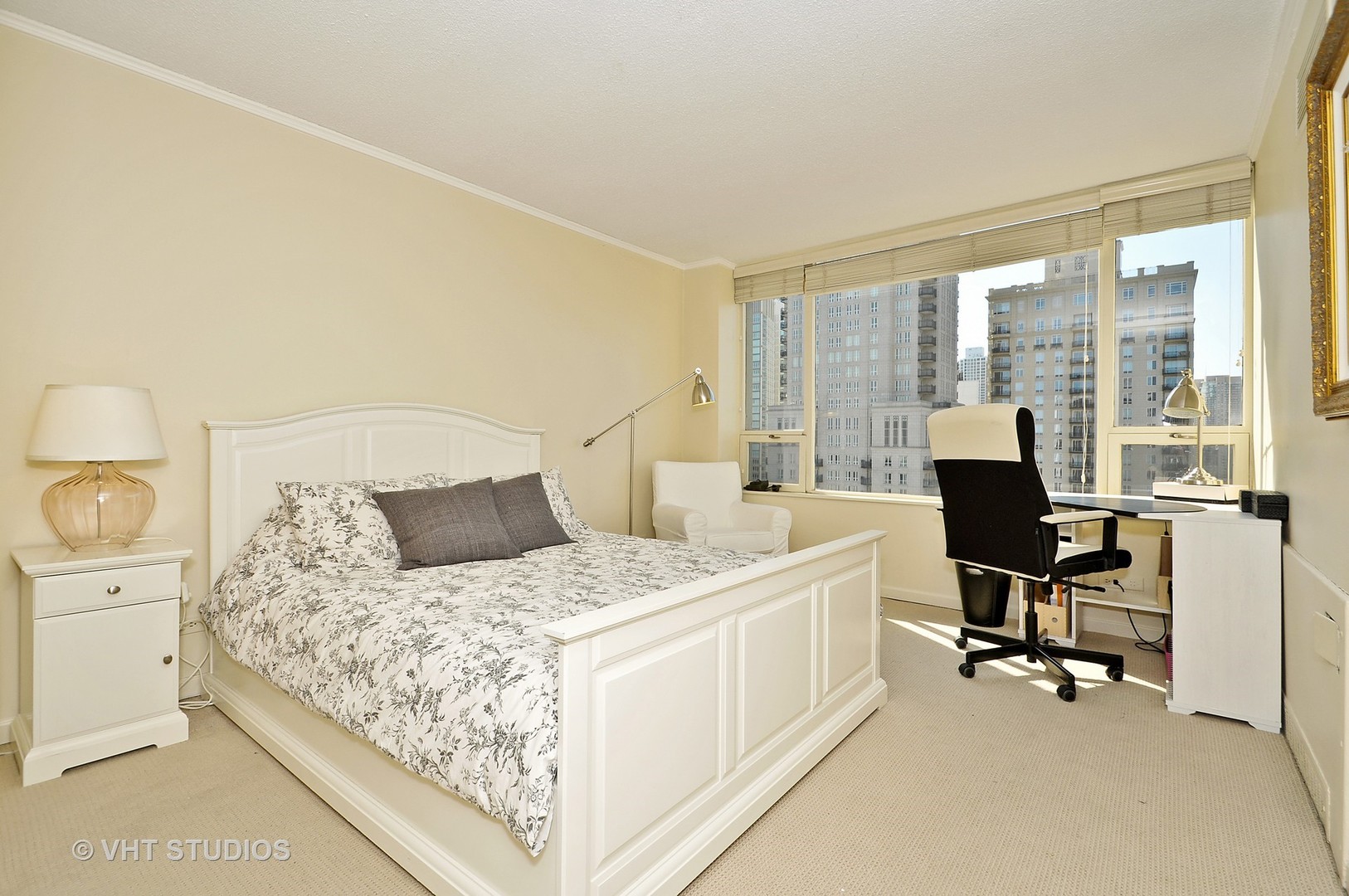 2 East Oak Street, Unit 3101 Chicago, IL 60611 - Photo 6 of 11