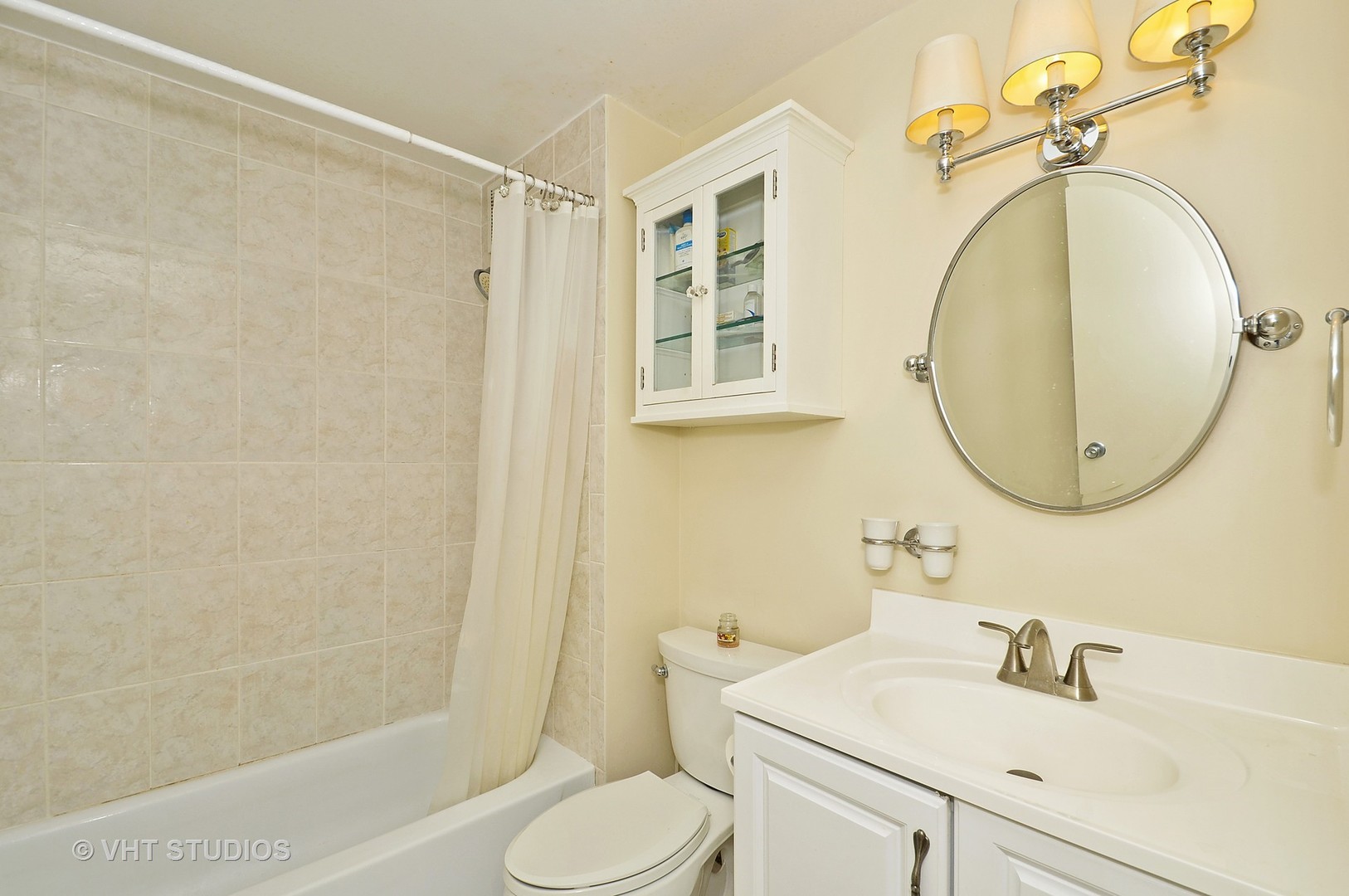 2 East Oak Street, Unit 3101 Chicago, IL 60611 - Photo 7 of 11