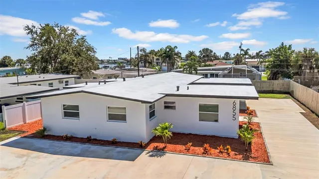 $1,050,000 | 6855 Gulf Winds Drive, St. Pete Beach, FL 33706