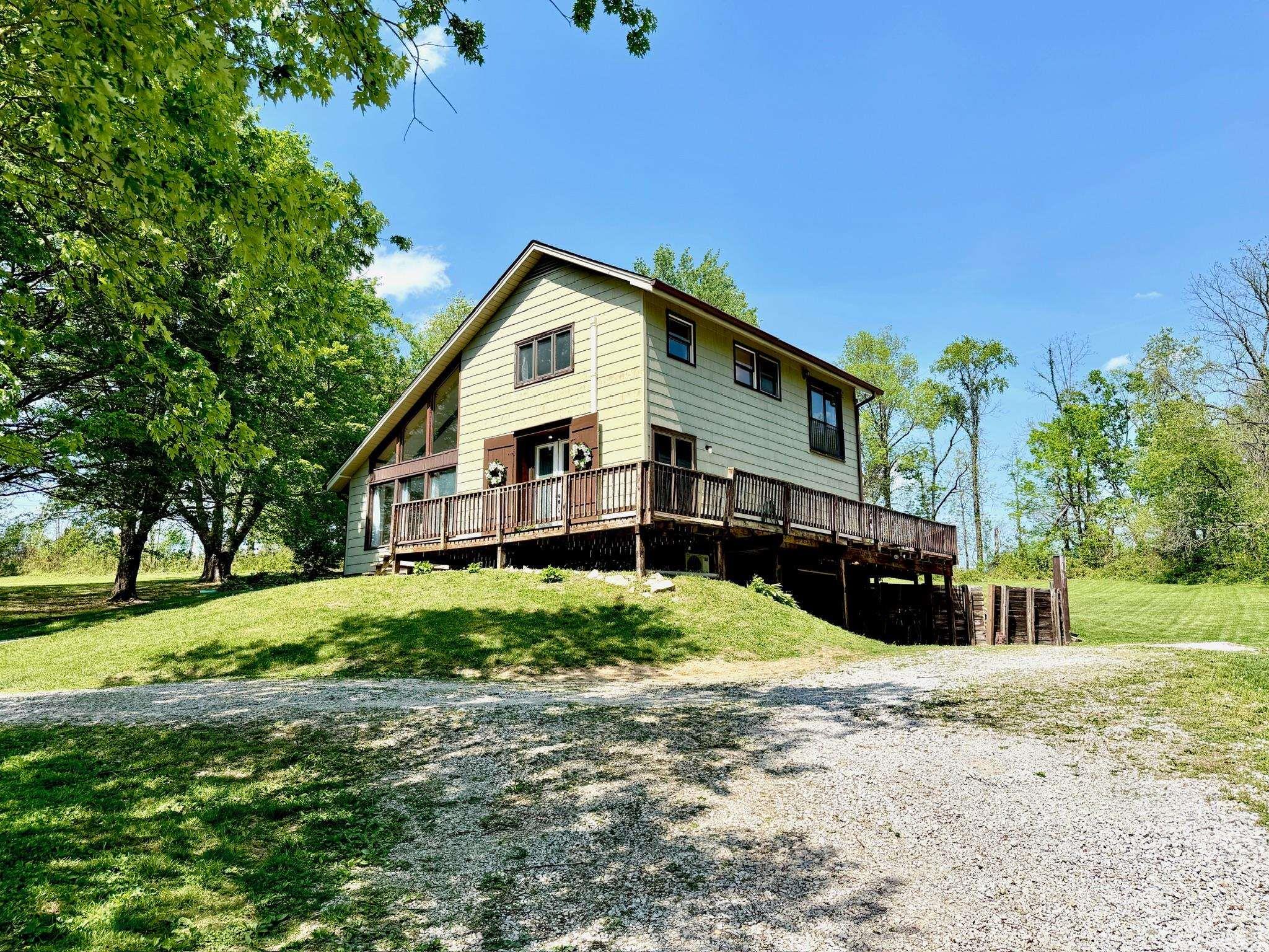 590 Bartlettsville Road Bedford, IN 47421 - Photo 1 of 36