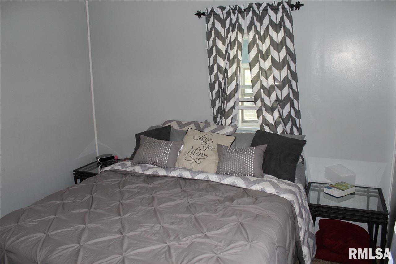 1412 State Street Pekin, IL 61554 - Photo 20 of 29 Gallery Image 20