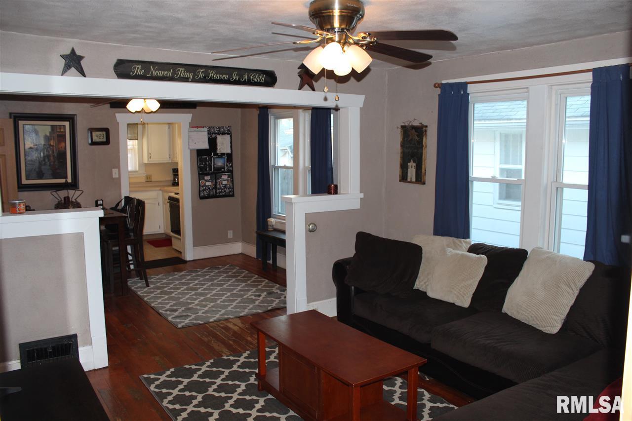 1412 State Street Pekin, IL 61554 - Photo 10 of 29 Gallery Image 10