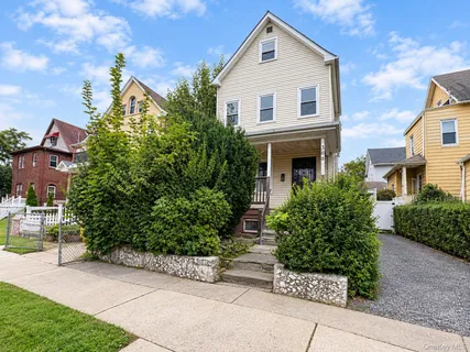 $379,000 | 308 South 7th Avenue, Mount Vernon, NY 10550