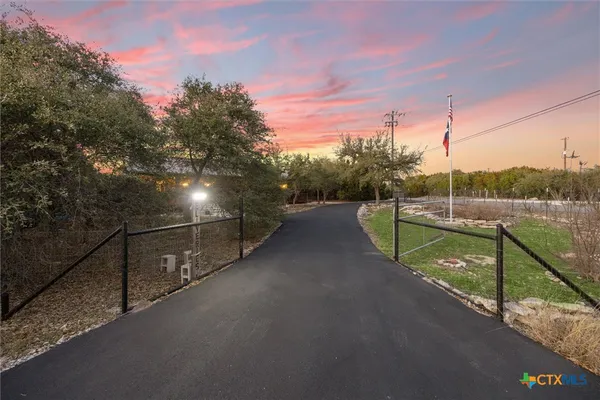 a view of outdoor space with city view