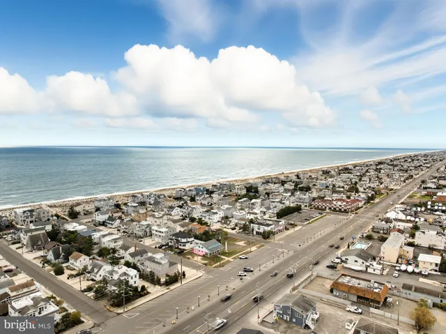 $829,000 | 7 East 41st Street, Unit 1, Long Beach Township, NJ 08008