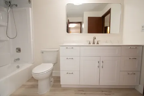 $169,000 | 2320 North Nordica Avenue, Unit 411, Chicago, IL 60707