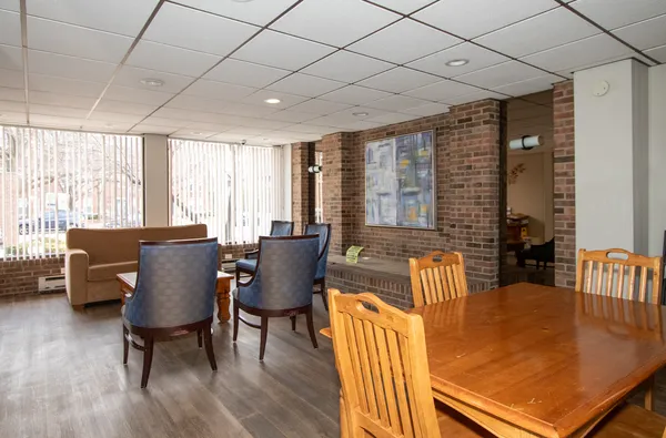 $169,000 | 2320 North Nordica Avenue, Unit 411, Chicago, IL 60707