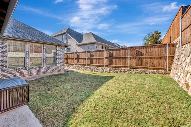 $830,000 | 1117 Thornhill Way, Roanoke, TX 76262