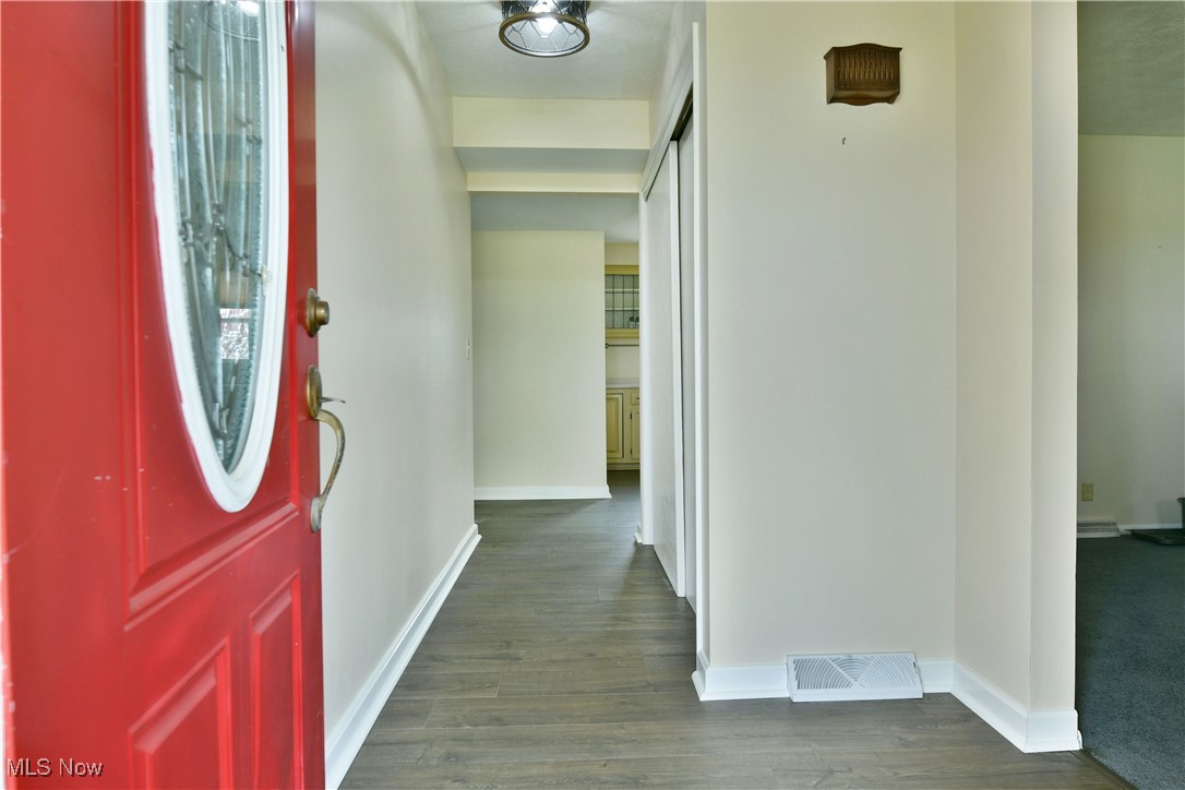 9960 Ridge Road Farmdale, OH 44417 - Photo 7 of 50 Gallery Image 7
