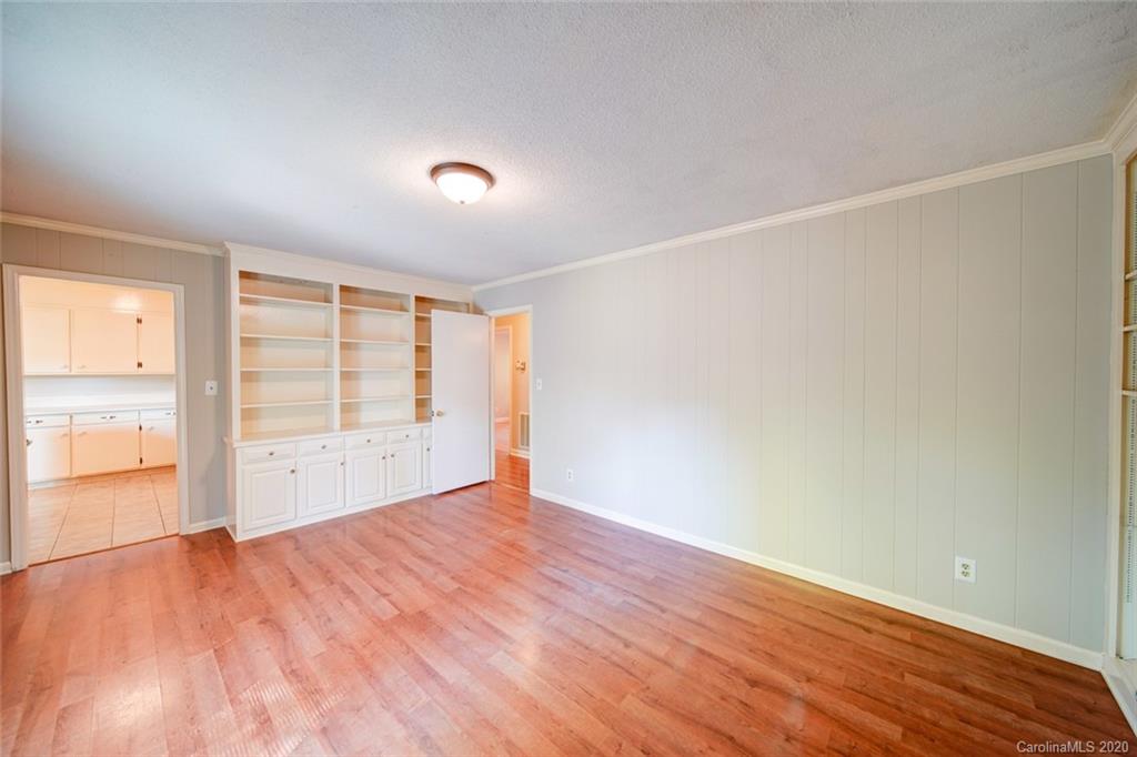 329 Holiday Road Gastonia, NC 28054 - Photo 14 of 36 Gallery Image 14