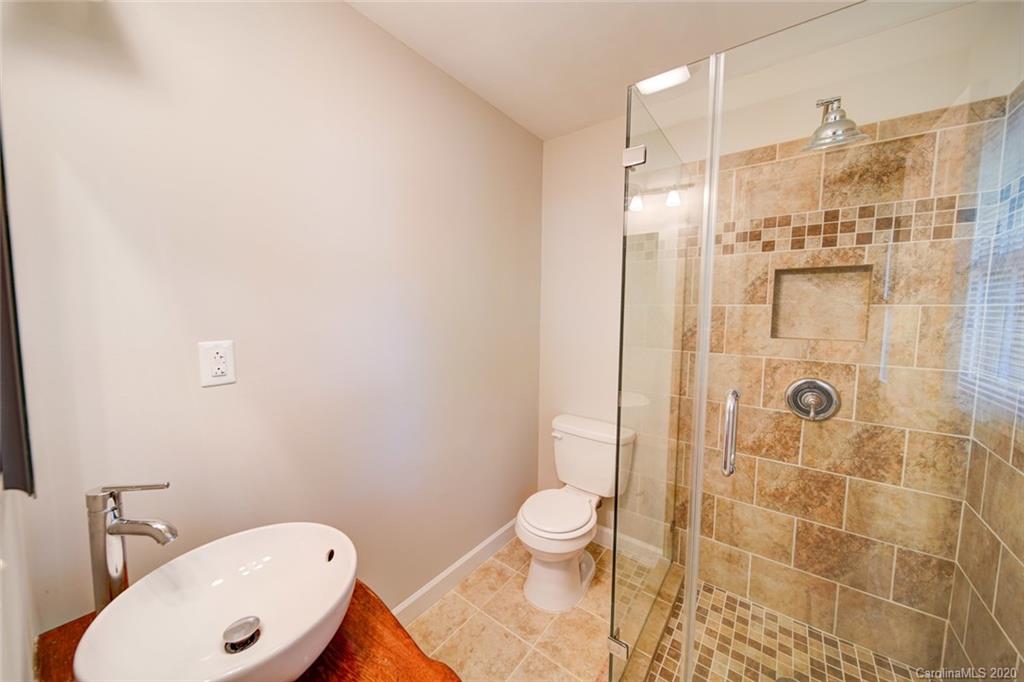 329 Holiday Road Gastonia, NC 28054 - Photo 19 of 36 Gallery Image 19