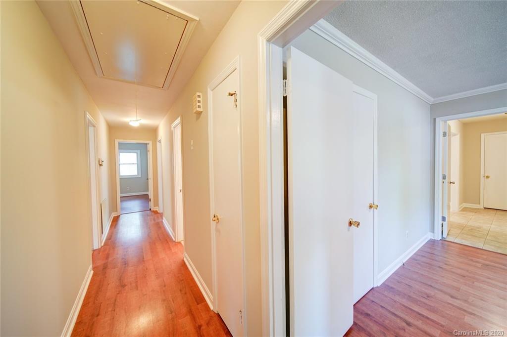 329 Holiday Road Gastonia, NC 28054 - Photo 23 of 36 Gallery Image 23