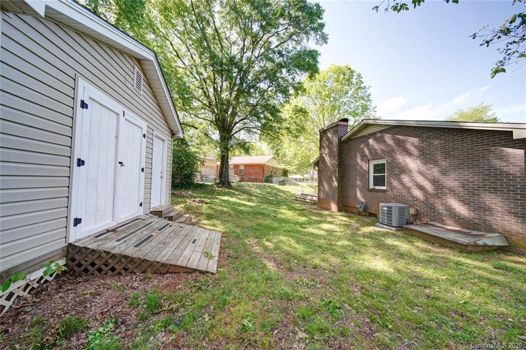 329 Holiday Road Gastonia, NC 28054 - Photo 33 of 36 Gallery Image 33