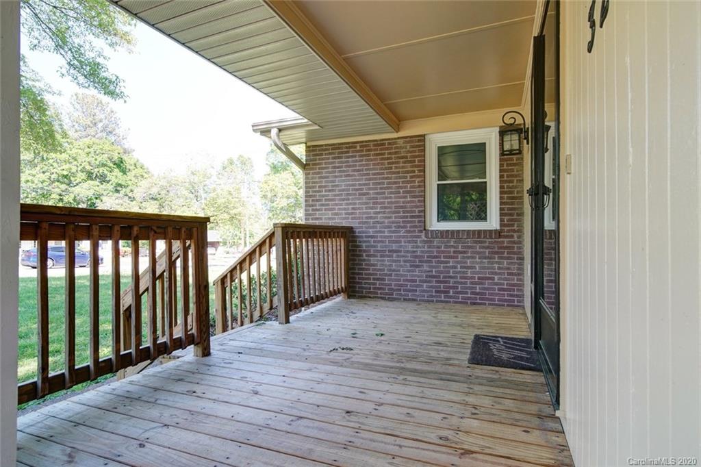 329 Holiday Road Gastonia, NC 28054 - Photo 6 of 36 Gallery Image 6
