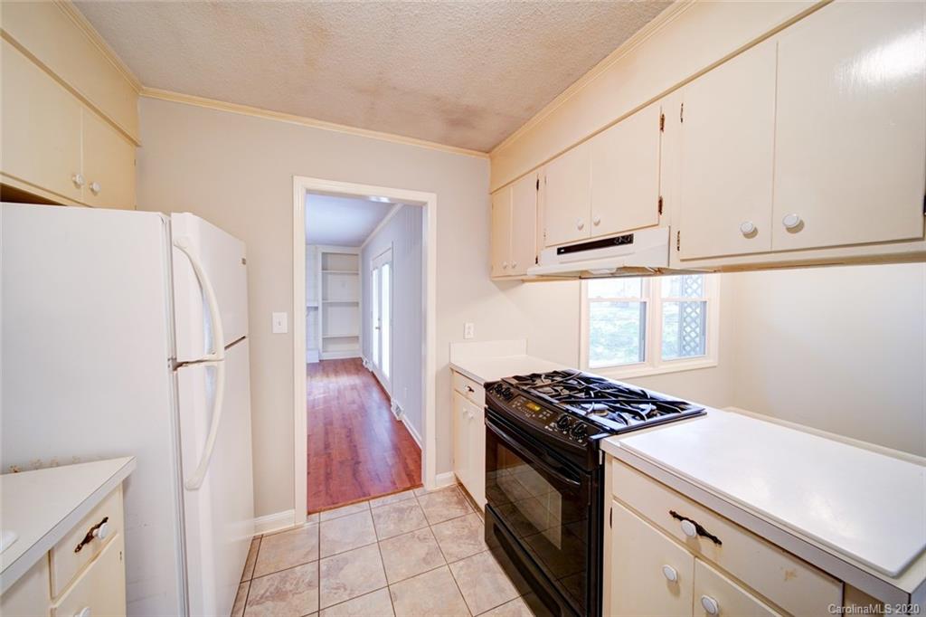 329 Holiday Road Gastonia, NC 28054 - Photo 10 of 36 Gallery Image 10