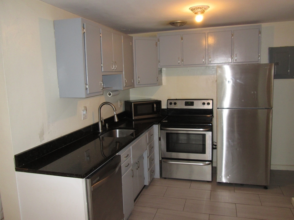 194 Lexington Street, Unit 1 Watertown, MA 02472 - Photo 14 of 19